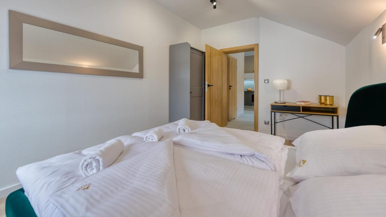 Apartamenty Vip Zdrojowa 6 Swieradow-Zdroj Luaran gambar