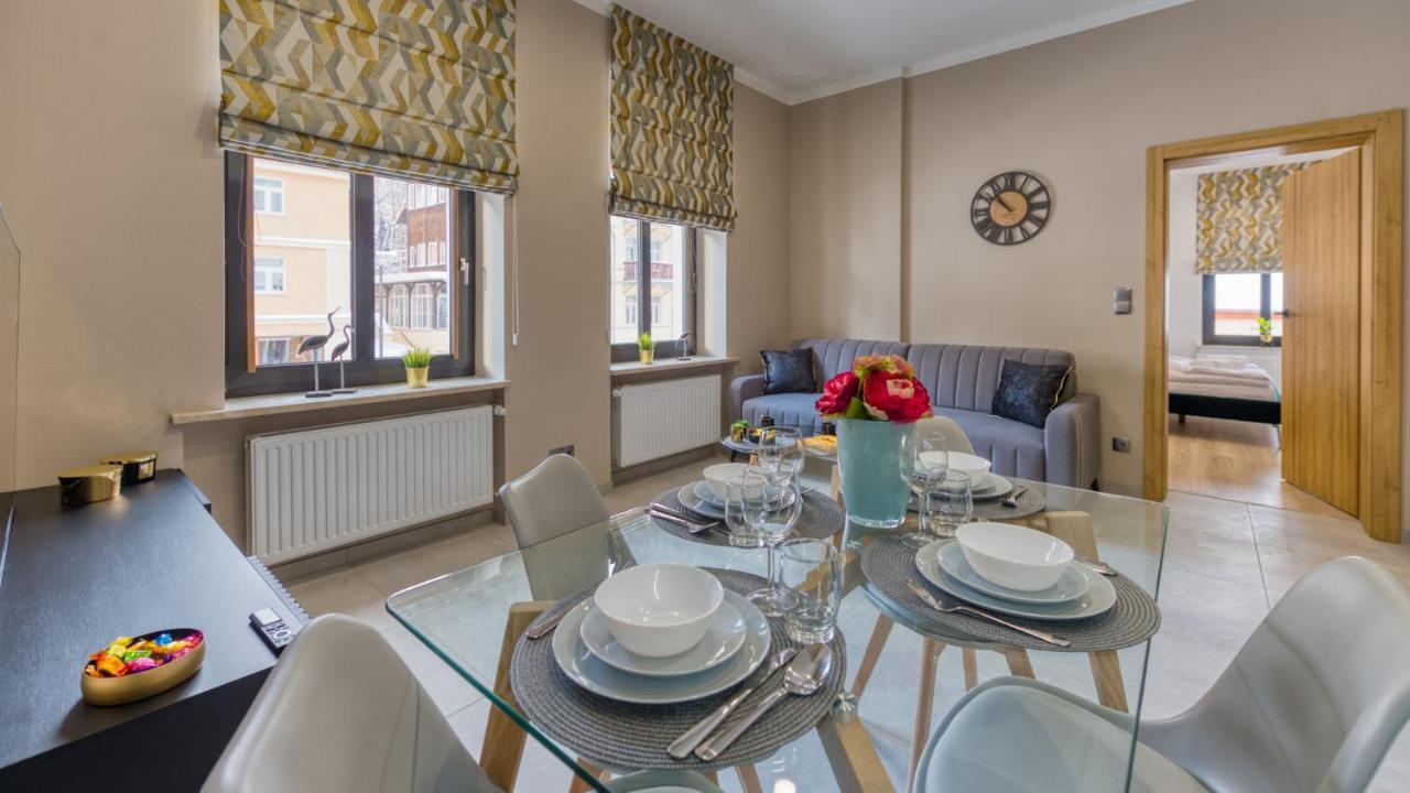 Apartamenty Vip Zdrojowa 6 Swieradow-Zdroj Luaran gambar