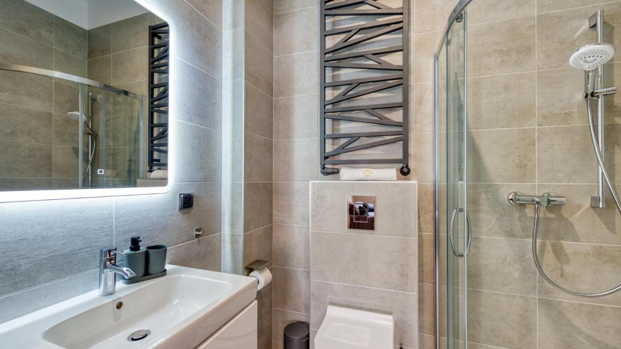 Apartamenty Vip Zdrojowa 6 Swieradow-Zdroj Luaran gambar