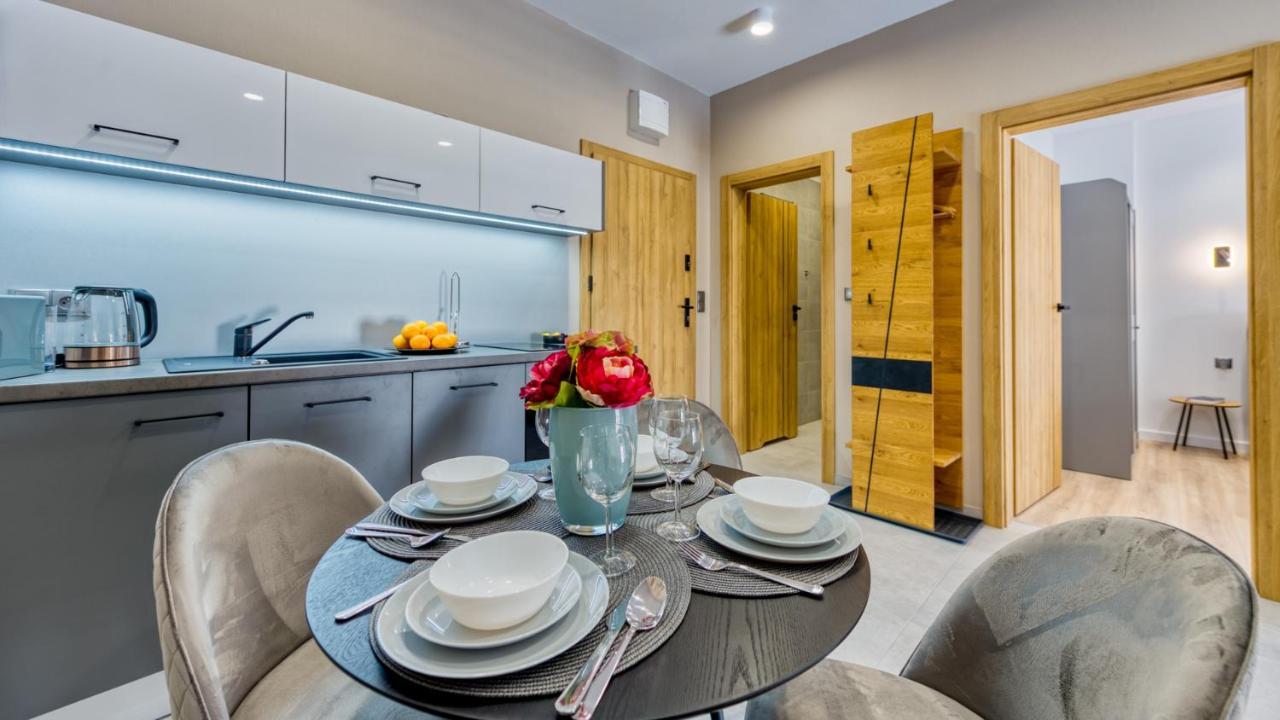 Apartamenty Vip Zdrojowa 6 Swieradow-Zdroj Luaran gambar